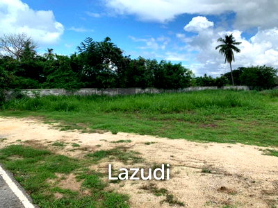Land for sale Chonburi : 2 Rai Land in Bang Saray for Sale