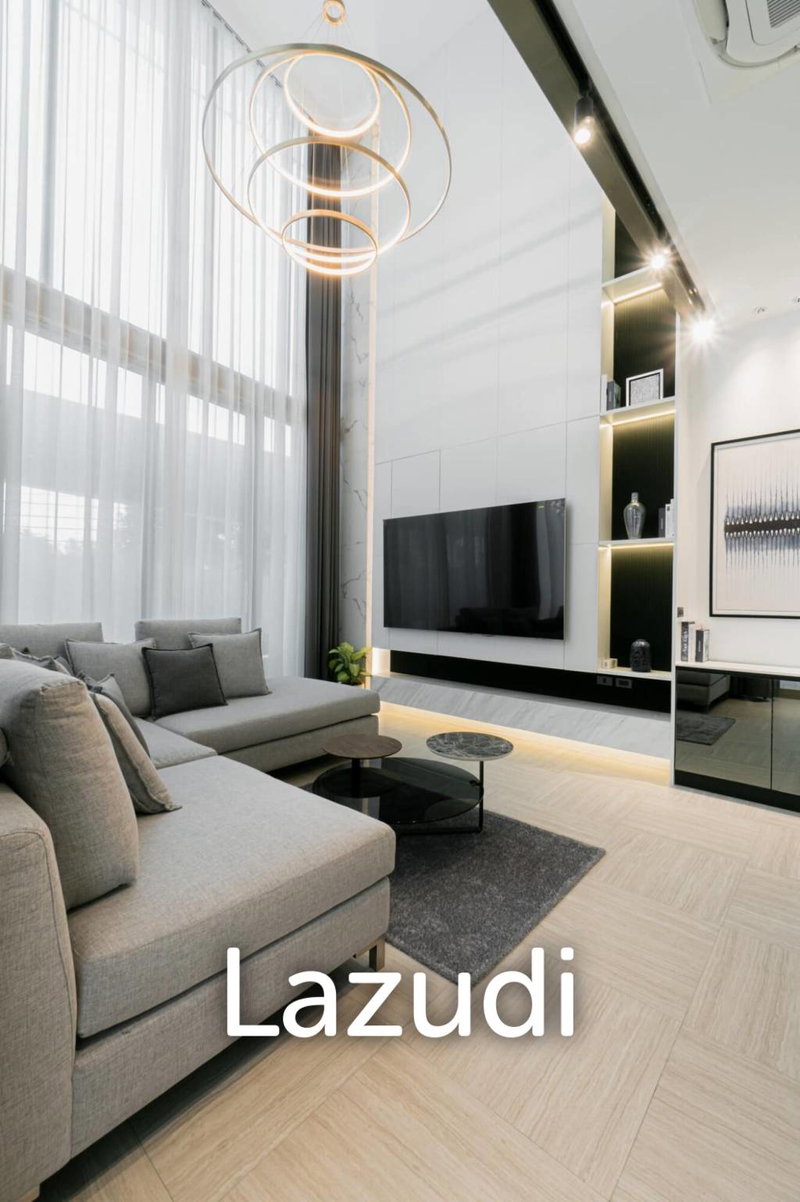 Townhouses for sale : 3 Bed 4 Bath 400 SQ.M Townhouse Luxe 35