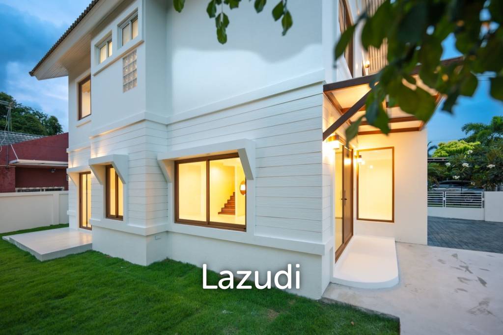 picture 3 Beds 3 Baths 200 SQ.M. 2-Storey House - 18/19