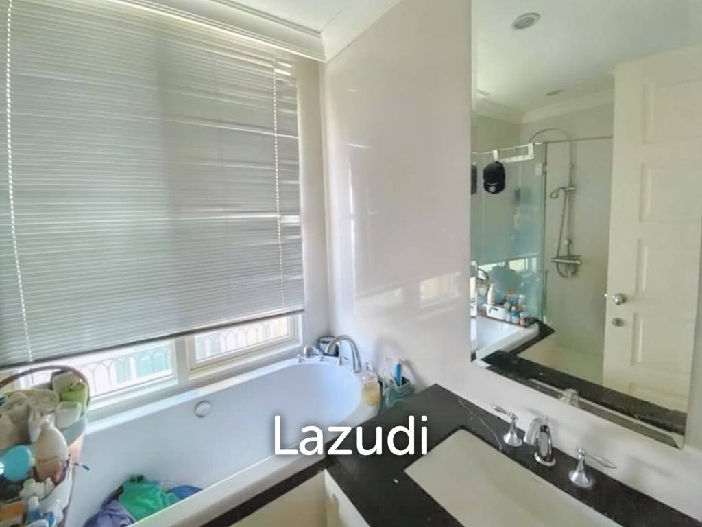 รูป 2 Bed 2 Bath 111 SQ.M Royce Private Residences - รูปที่ 9/14