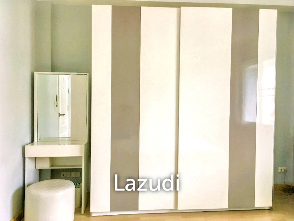 รูป 3 Bed 3 Bath 200 SQ.M Thanapat Haus Sathorn-Narathiwas - รูปที่ 11/16