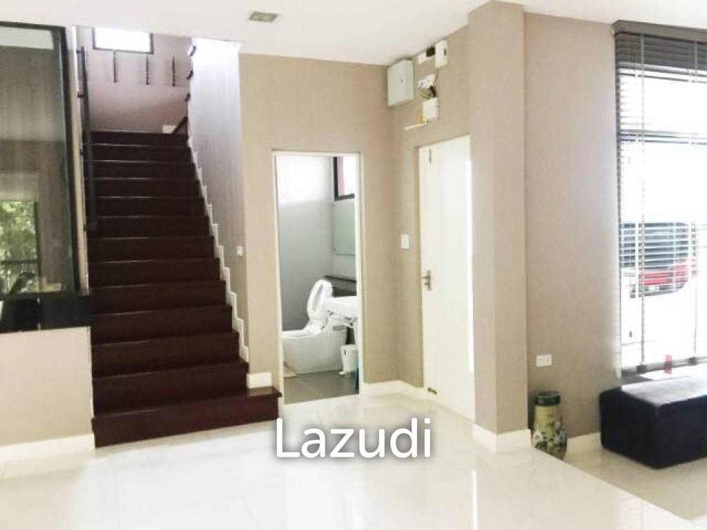 รูป 4 Bed 3 Bath 436 SQ.M Manthana Onnut-Wongwaen 4 - รูปที่ 6/9