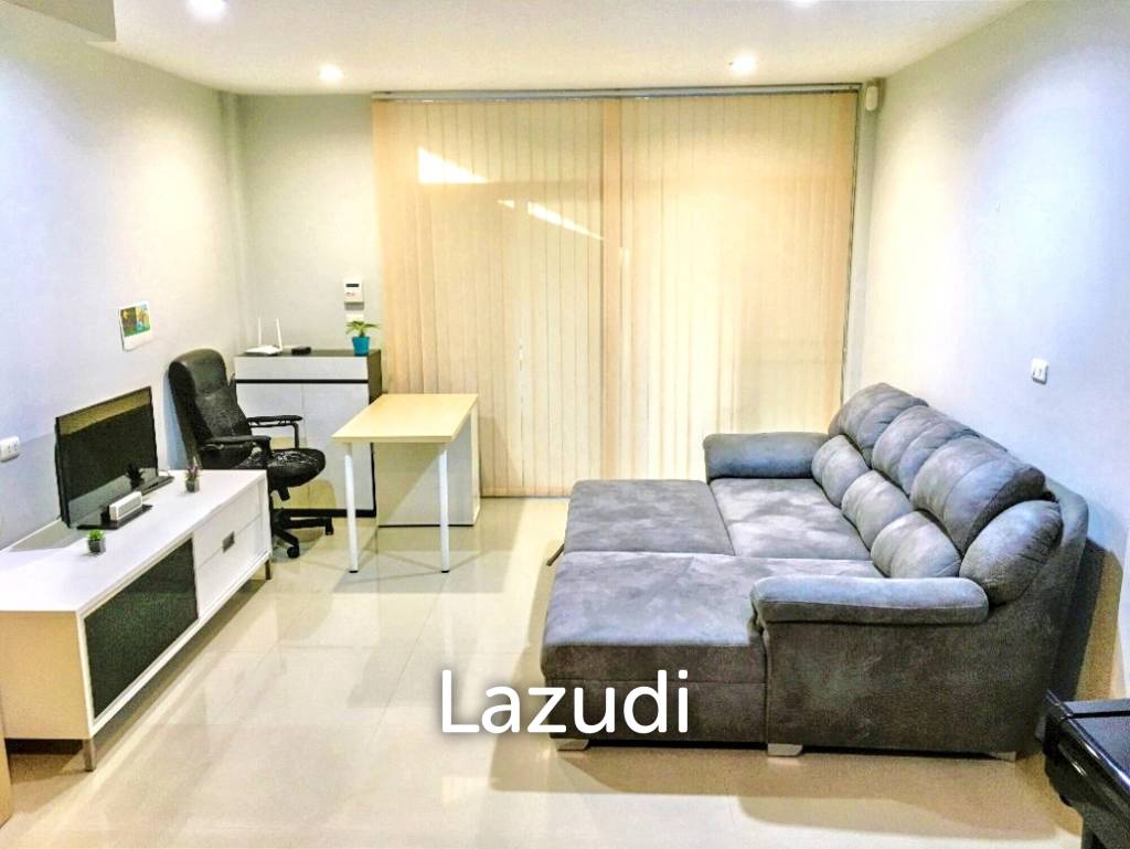 รูป 3 Bed 3 Bath 200 SQ.M Thanapat Haus Sathorn-Narathiwas - รูปที่ 2/16
