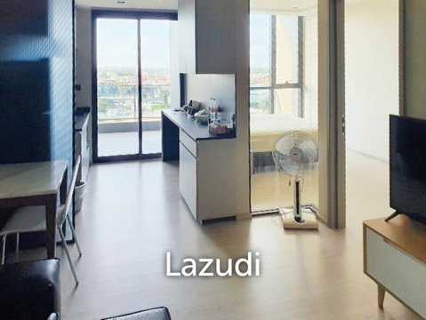 1 Bed 1 Bath 53 SQ.M The Room Sukhumvit 38