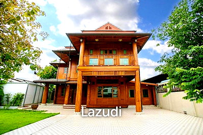 Houses for sale Ratchadaphisek Road : 3 Bedroom 4 Bathroom 456 SQ.M New House in Sutthisan