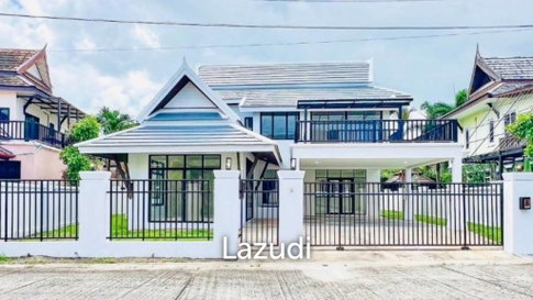 Tropical 3-Bedroom House in a Prime Chalong Location, Phuket