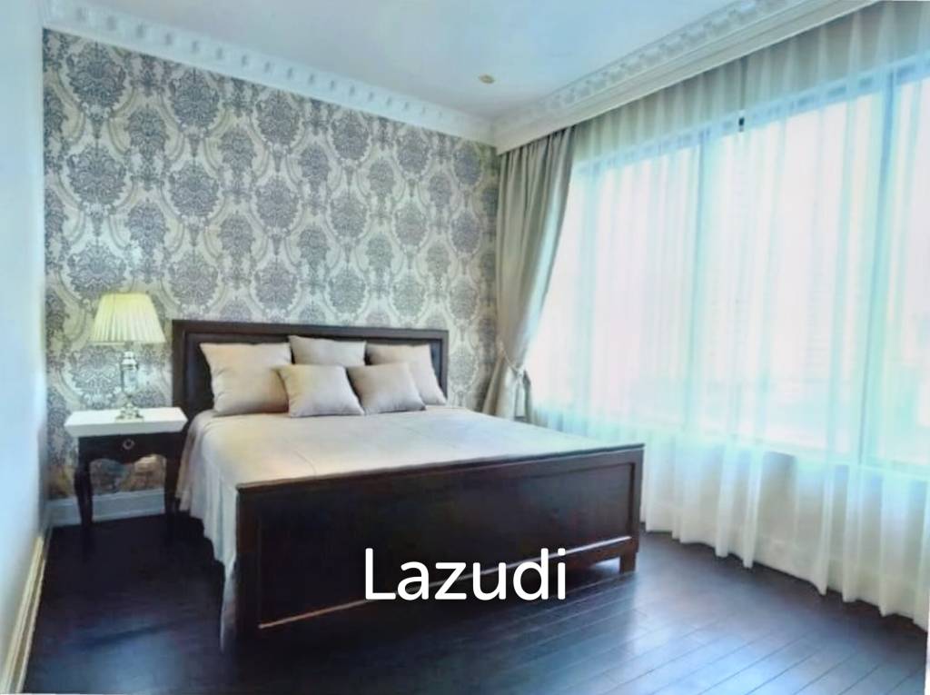 picture 3 Bed 3 Bath136 SQ.M. The Emporio Place - 14/18