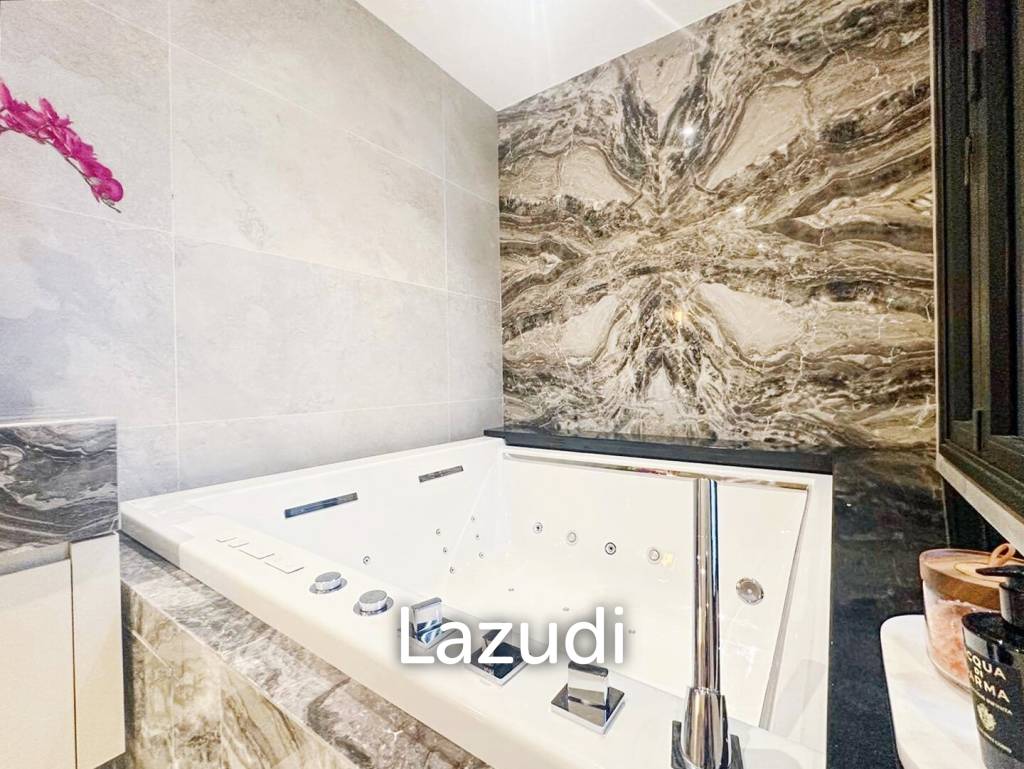 รูป 4 Bed 7 Bath 698 SQ.M Bugaan Pattanakarn - รูปที่ 13/16