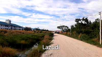 Land for sale Lieb Tang Rodfai : Na Jomtien Land for Sale