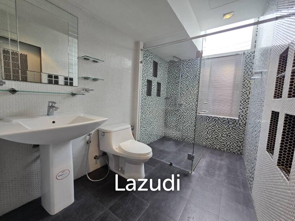 รูป 5 Bed 6 Bath Detached House  Noble Tara Pattanakarn - รูปที่ 17/21