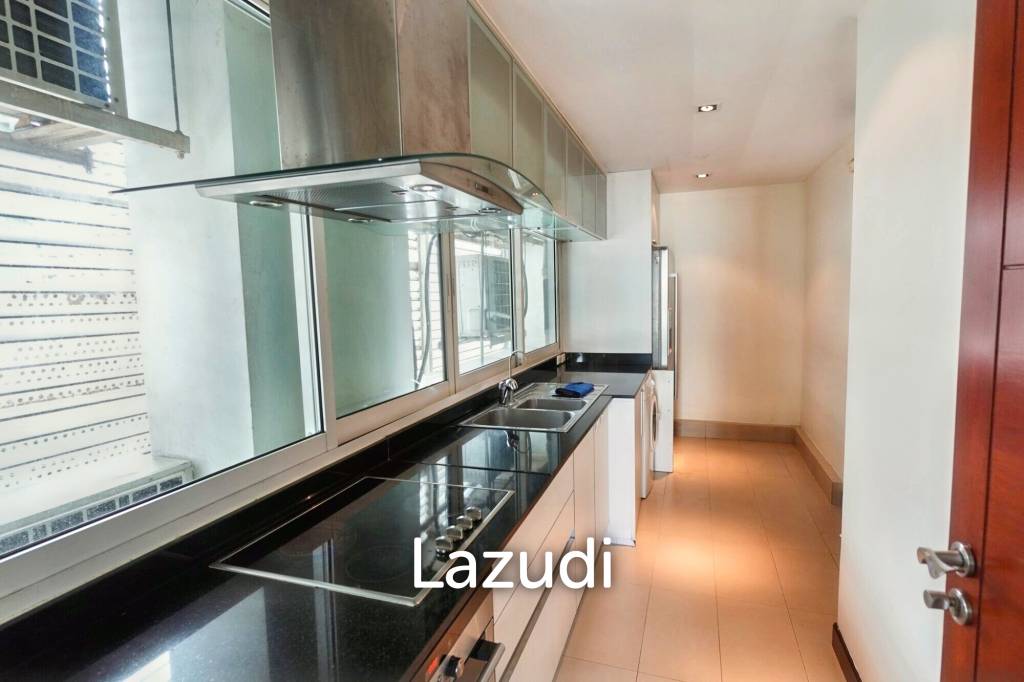 รูป 3 Bed 5 Bath 385 SQ.M Le Raffine Jambunuda Sukhumvit 31 - รูปที่ 21/37