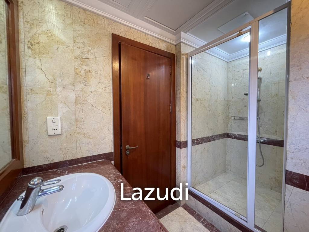 picture 3 Bed 3 Bath 317 SQ.M All Season Mansion - 20/30