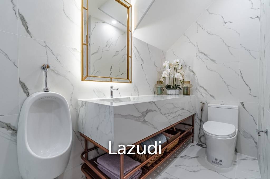 รูป 4 Beds 4 Baths 305 SQ.M Rungsii Village - รูปที่ 23/31