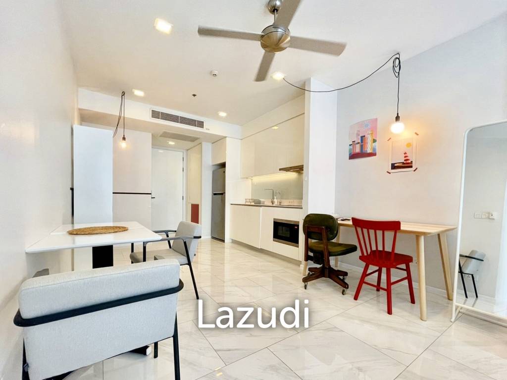 รูป 2 Bed 2 Bath 63 SQM Hyde Sukhumvit 11 For Sale - รูปที่ 2/12