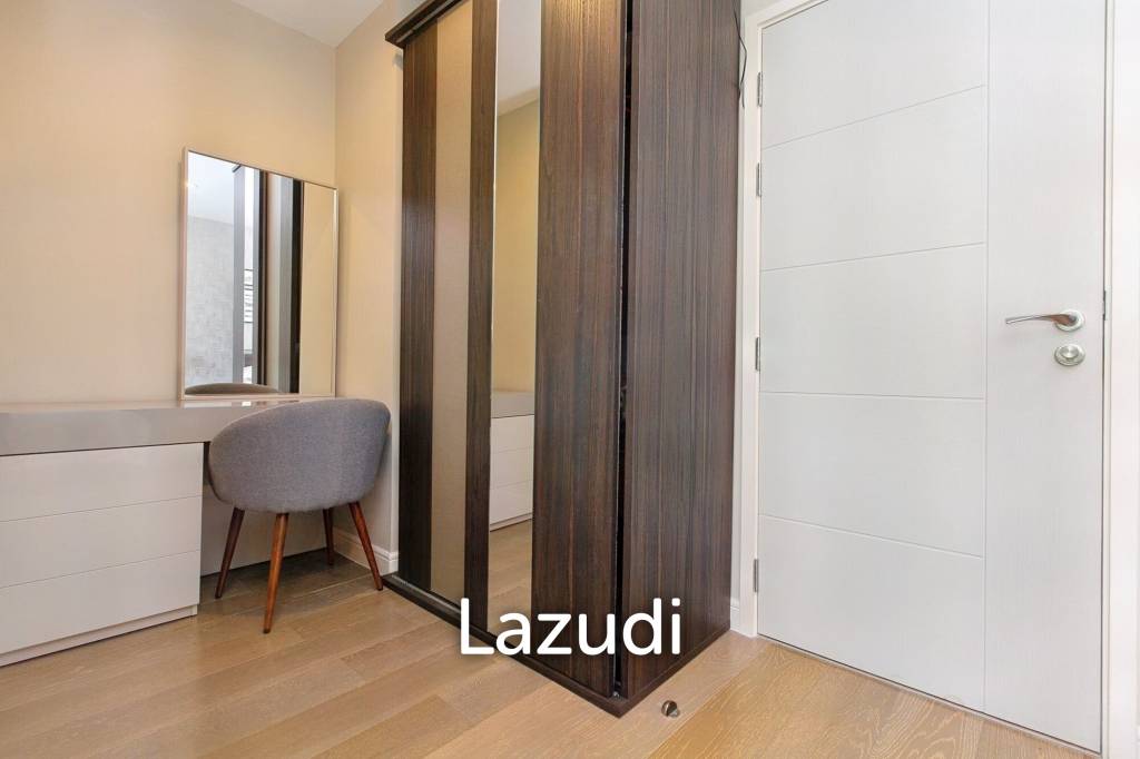 picture 2 Bed 2 Bath 92 SQ.M  The Crest Sukhumvit 24 - 4/7