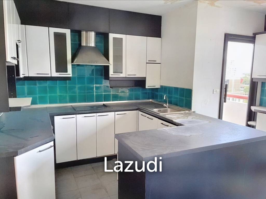 รูป 3 Bed 4 Bath 205 SQ.M La Maison Ruamrudee - รูปที่ 5/12