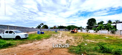 Land for sale Chonburi : Land plot at Toongklom Talman for Sale