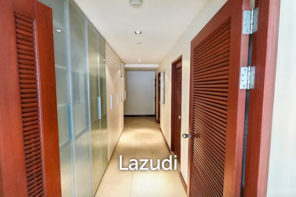 รูป 3 Bed 5 Bath 385 SQ.M Le Raffine Jambunuda Sukhumvit 31 - รูปที่ 33/37
