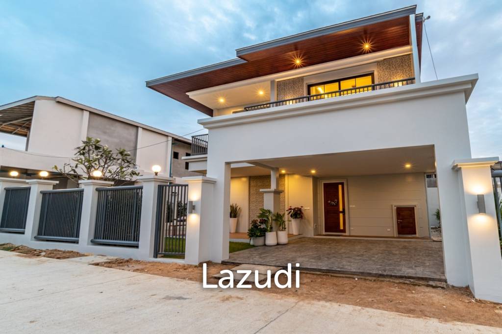 รูป 4 Beds 4 Baths 305 SQ.M. Rungsii Village - รูปที่ 13/14