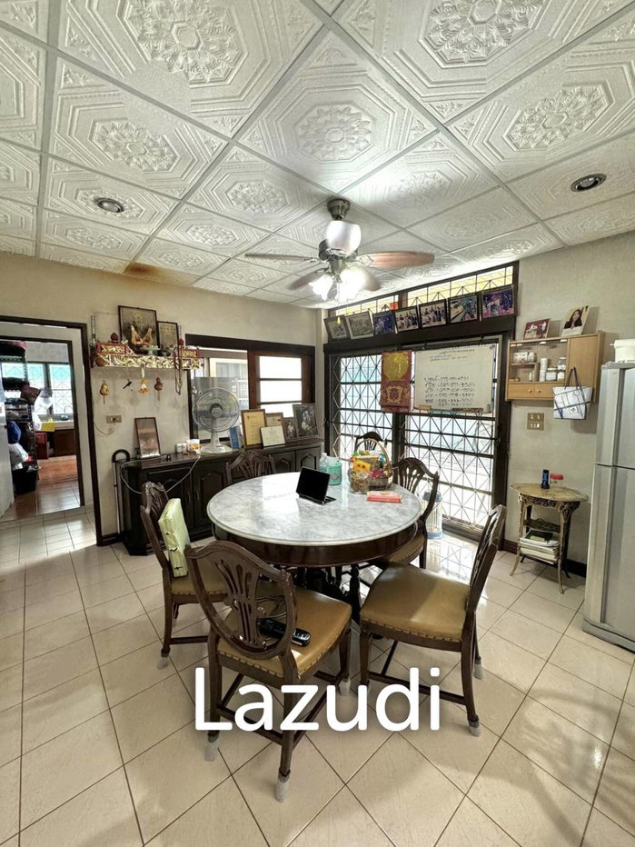 รูป 4 Bed 5 Bath 400 SQ.M House in Sathorn-Narathiwas - รูปที่ 10/11