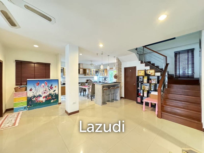 ขายบ้านเดี่ยว : 4 Bedrooms 5 Bathrooms 250 SQ.M. SP Village 5