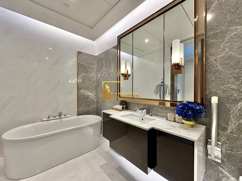 picture Sindhorn Tonson - Opulent 1 Bedroom Luxury Condo in Chidlom - BR16970CD - 15/35