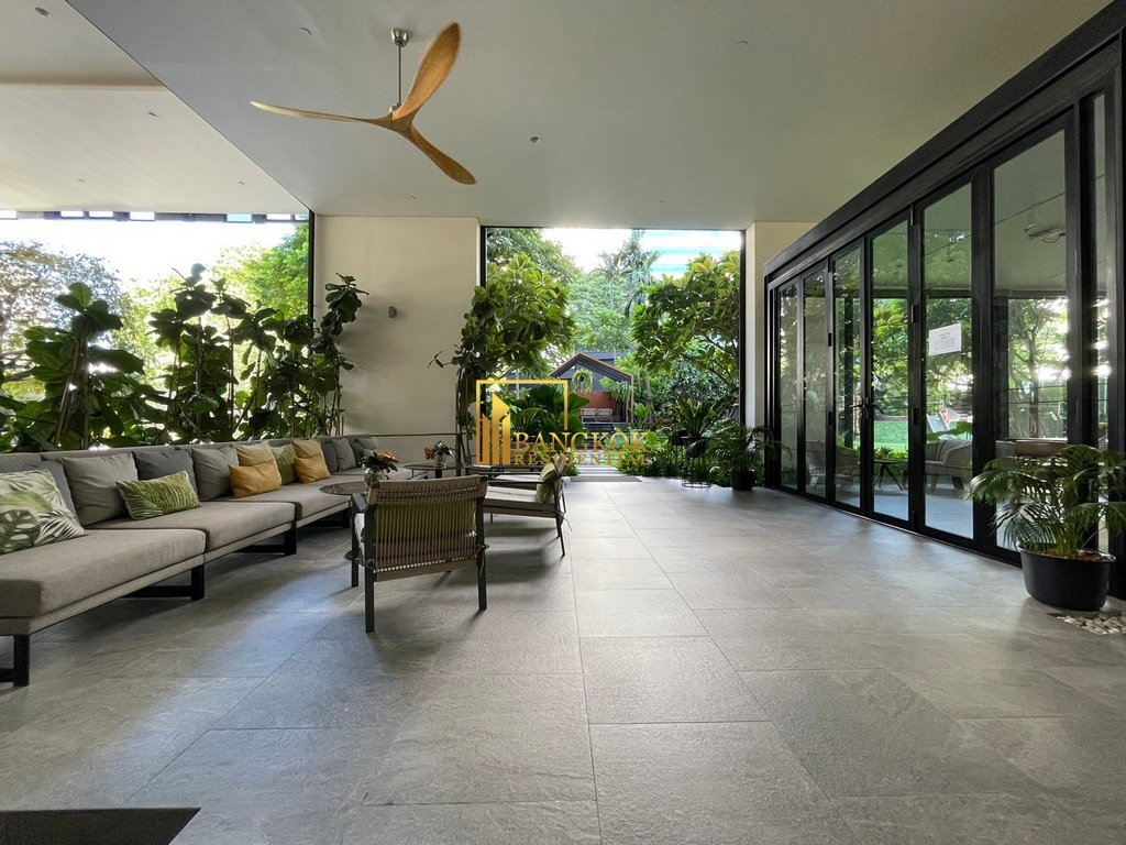 รูป The Lofts Silom - Stylish 2 Bed Duplex Condo For Rent - BR19706CD - รูปที่ 21/25