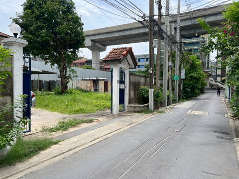 ✨✨✨ทำเลทอง🚩บ้านบน + ที่ดินแปลงใหญ่ สี่เหลี่ยมสวย เกือบ 1 ไร่ 🚅500 ม. MRT บางซ่อน