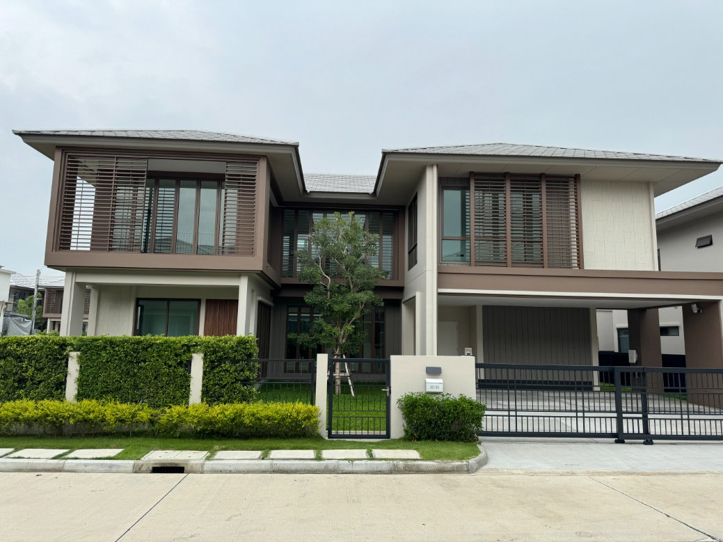 รูป ให้เช่า บุราสิริ กรุงเทพกรีฑา บ้านเดี่ยว 2 ชั้น 303 sq.m. 4 ห้องนอน 5 ห้องน้ำ 3 จอดรถ.พร้อมเข้าอยู่ - รูปที่ 1/4
