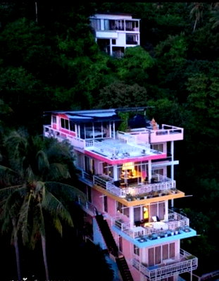 ขายกิจการ : ขายกิจการโรงแรมพร้อมผู้เช่า Sairee Seaview เกาะเต่า อำเภอเกาะพงัน จังหวัดสุราษฎร์ธานี