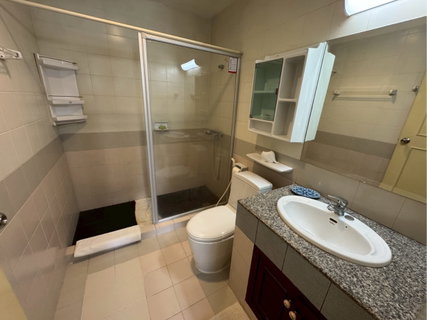 LTHC12449 – Baan Ploenchit Condo FOR SALE Size 108 sqm. 2 beds 2 baths Near BTS Phloen Chit Station ONLY 12 MB