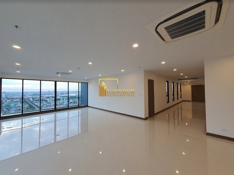 Supalai Premier Charoennakorn - Spacious 4 Bed Penthouse For Rent - BR15664CD