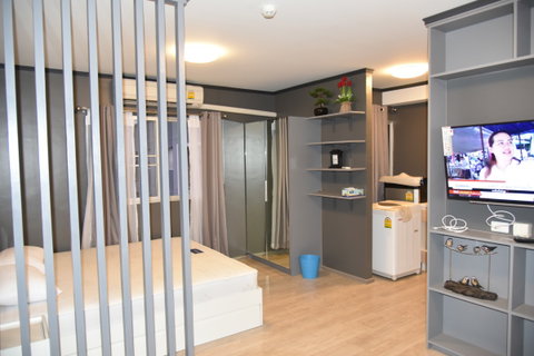 รูปภาพ Condo The Point K.6 (Build A, 8 Floors) with Full electric appliancesand and Furniture built in only 5 KB/M.