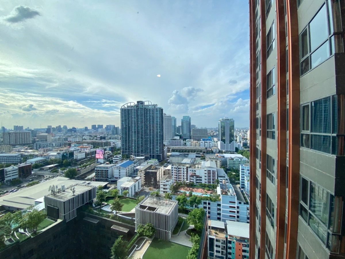picture XT Huaikhwang 1Bedroom Close to Elevator Take City View Ready to move in - 10/10