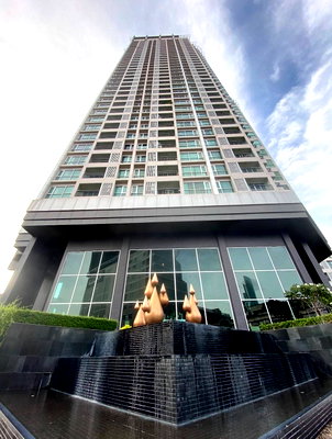 ขายคอนโด : RHYTHM สาทร ขายด่วน One Bedroom 34.76ตร.ม. ตึก South  ชั้น 27 เพียง 5.4ล้านบาท