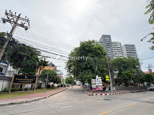 รูป Baan Prachaniwet - รูปที่ 1/9