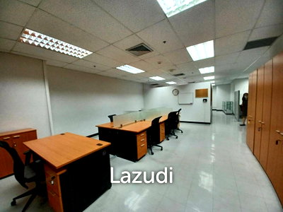 Office for rent DONKI Mall Thonglor   : Office space for rent at GMM Grammy Place unit 1206 size 102 sqm