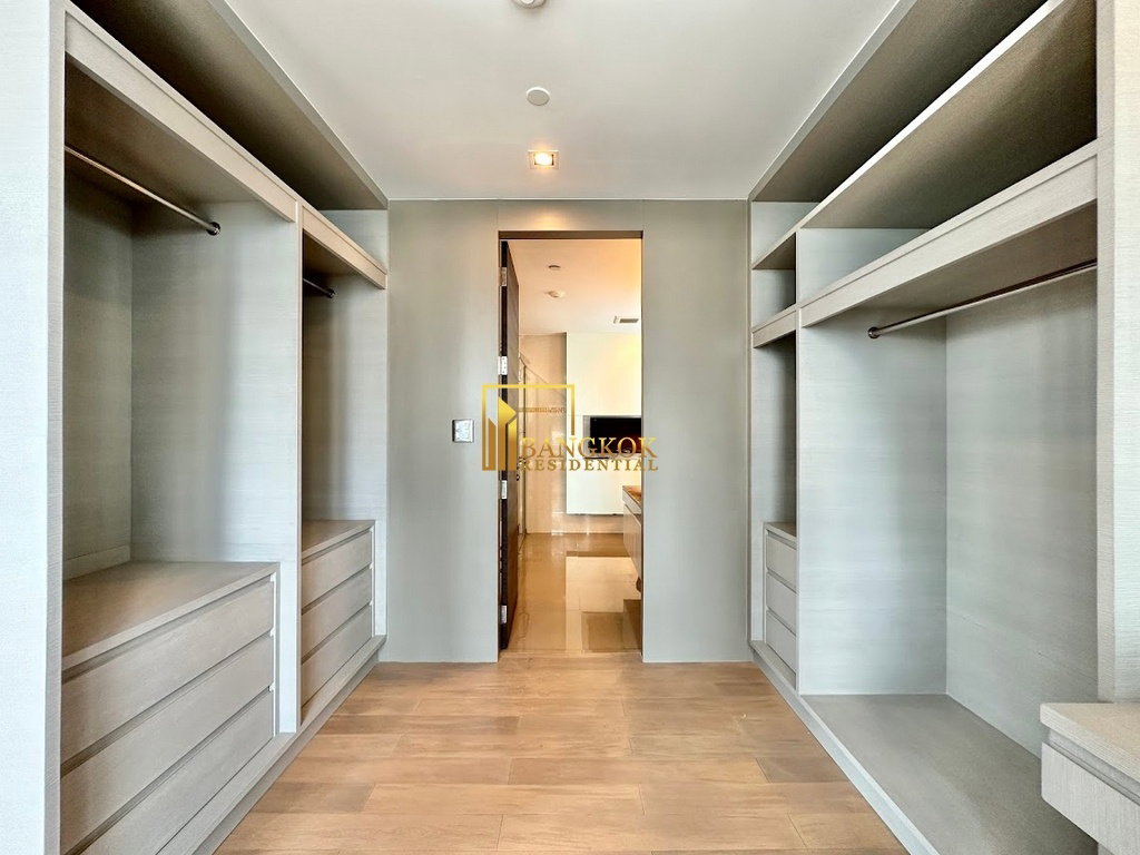 รูป Ideal 24 - Expansive 4 Bedroom Luxury Condo in Phrom Phong - BR11809CD - รูปที่ 38/57
