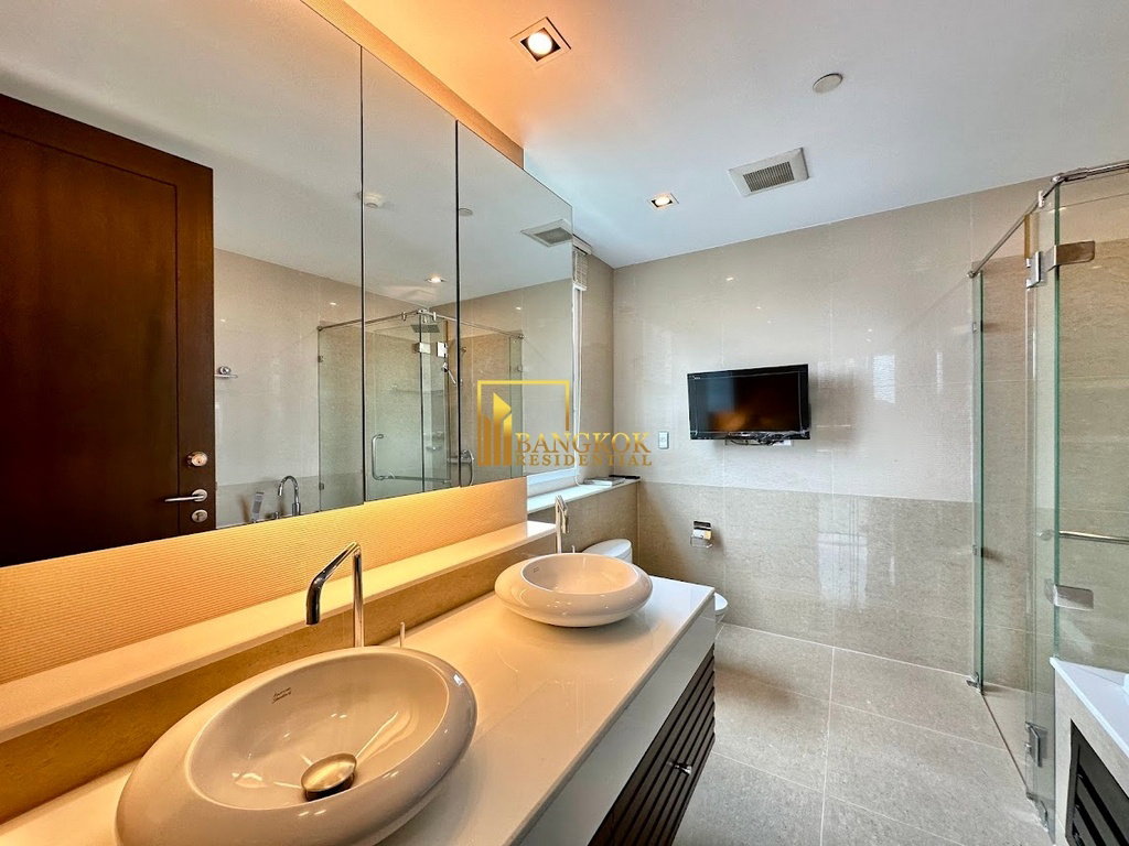 รูป Ideal 24 - Expansive 4 Bedroom Luxury Condo in Phrom Phong - BR11809CD - รูปที่ 18/57