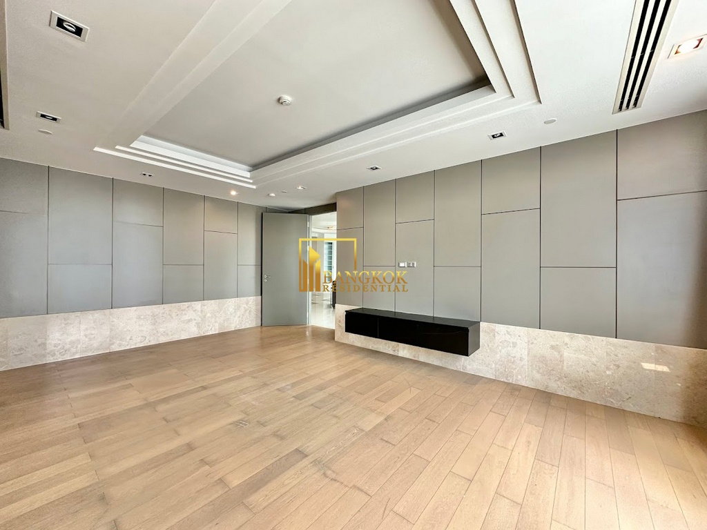 รูป Ideal 24 - Expansive 4 Bedroom Luxury Condo in Phrom Phong - BR11809CD - รูปที่ 16/57