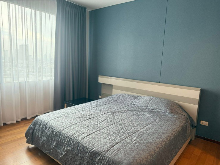 picture #Z400 For rent Villa Sathon Condominium - 2/8