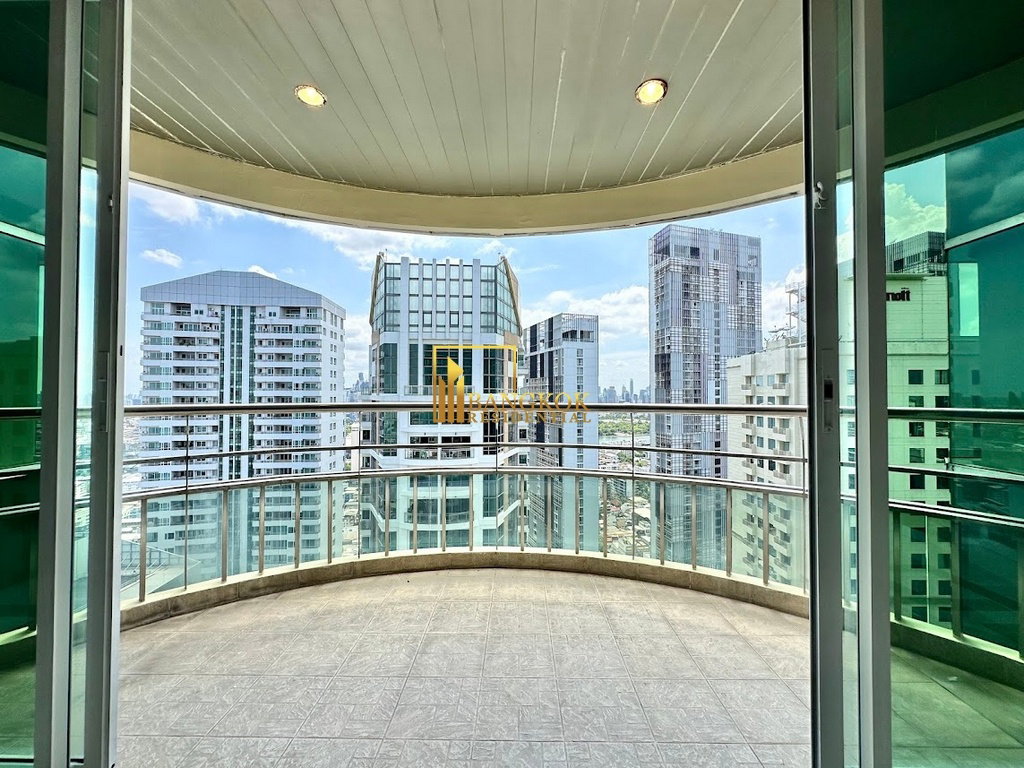 รูป Ideal 24 - Expansive 4 Bedroom Luxury Condo in Phrom Phong - BR11809CD - รูปที่ 11/57