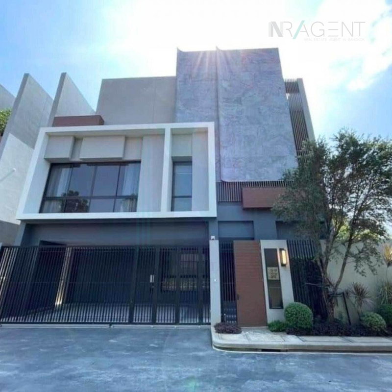 บ้านเดี่ยวให้เช่า : 📌 ให้เช่าบ้านเดี่ยว 3 ชั้น บูก้าน กรุงเทพกรีฑา 4 ห้องนอน 5 ห้องน้ำ