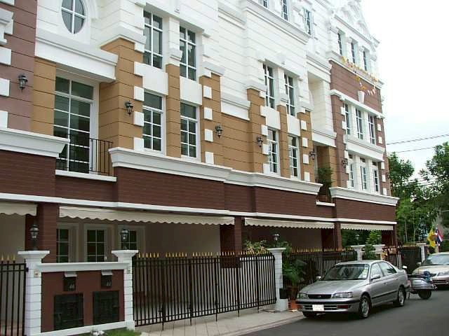ขายทาวน์โฮม : LTH12433 – Townhome FOR SALE at Plus City Park Sukhumvit 101/1 Size 23 SQ.W 238 SQ.M 3 Beds 4 Baths Near BTS Punnawithi Station ONLY 8.2 MB