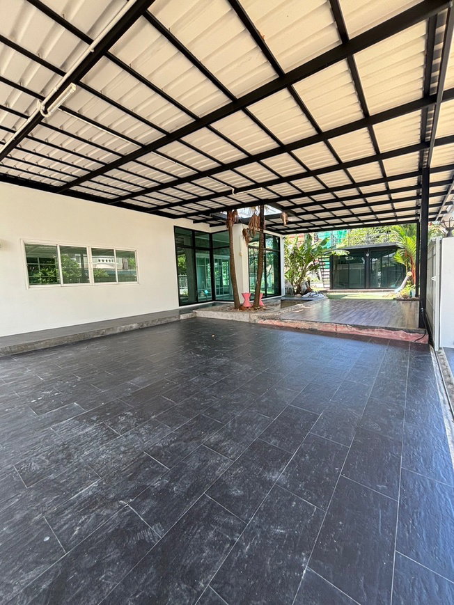 รูป 🆕ขายบ้านด่วน 8.59 ล้านบาท‼️เจ้าของย้ายไปต่างจังหวัด พร้อมขายทันที หมู่บ้านปรีชาร่มเกล้า ตรงข้าม ม.เกษมบัณฑิต ร่มเกล้า✨🏠 - รูปที่ 4/17