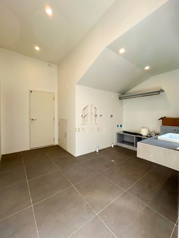 รูป ขายบ้านหรู สไตล์คฤหาสน์ นาราสิริ กรุงเทพกรีฑา เดินทางสะดวก ใกล้โรงเรียนนานาชาติ Wellington College - รูปที่ 44/47