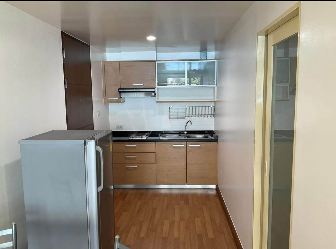 รูป #R4210 ให้เช่าคอนโด Baan Samsen Condominium - รูปที่ 3/8