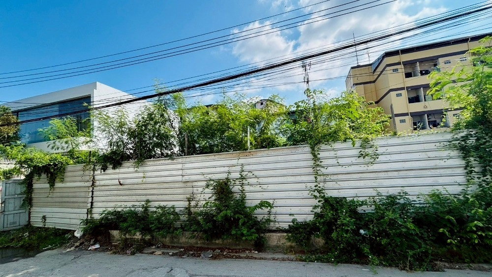 picture LTH12462 – Land FOR SALE in Sukhumvit 71 Size 110 SQ.W Near BTS Phra Khanong Station ONLY 17.9 MB - 3/3