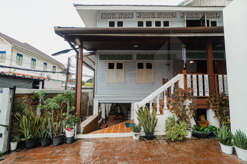 House Samsen 2 bedrooms, for rent
