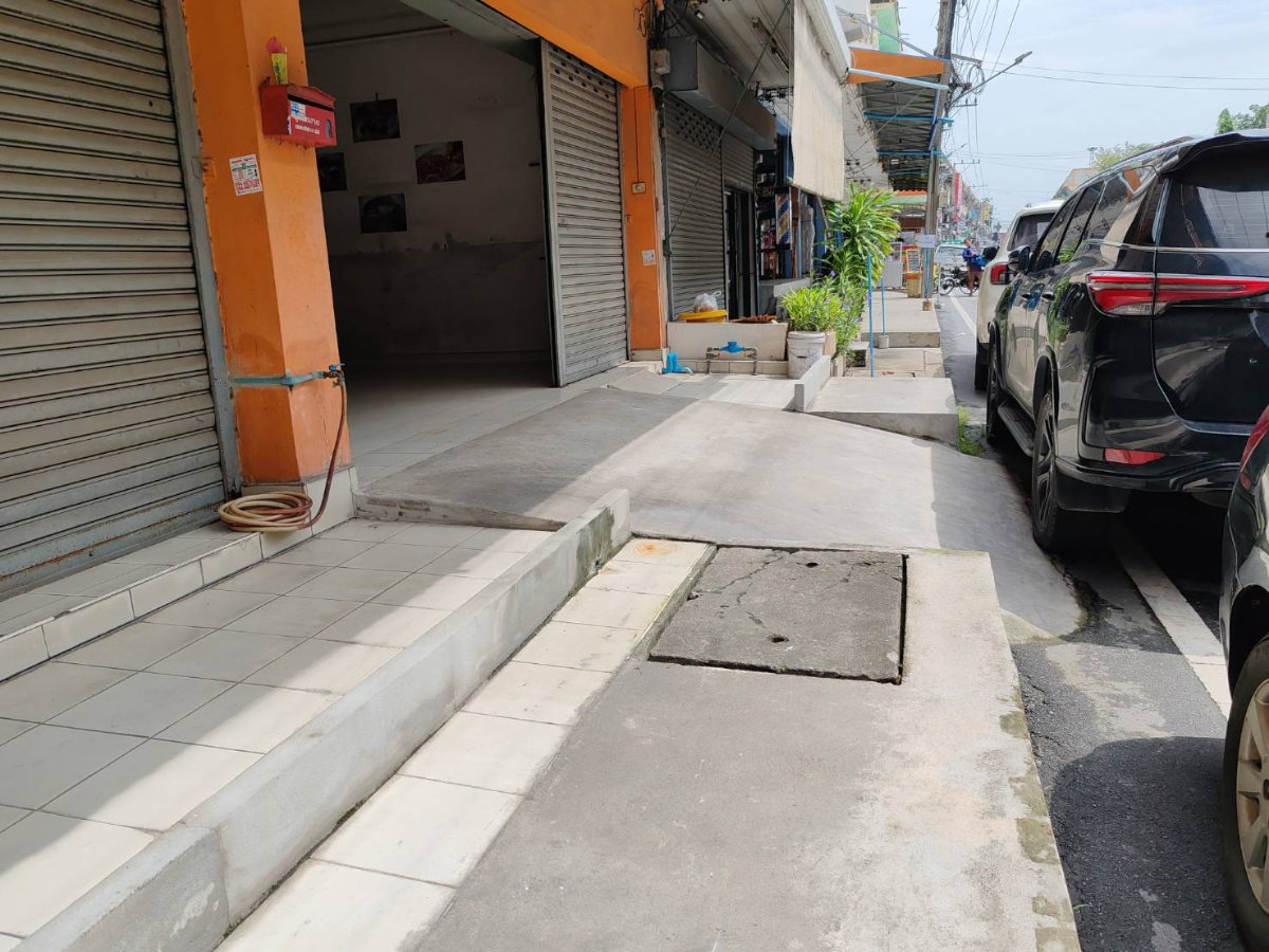 รูป ขายตึกแถว 3 ชั้น หมู่บ้านรัตนาธิเบศร์ บางใหญ่ นนทบุรี  38 ตร.ว. 4 ห้องนอน 3 ห้องน้ำ 1 ห้องโถง ต่อเติมเต็ม คุ้มสุดในย่านนี้ เหมาะทำโฮมออฟฟิศ   - รูปที่ 14/14